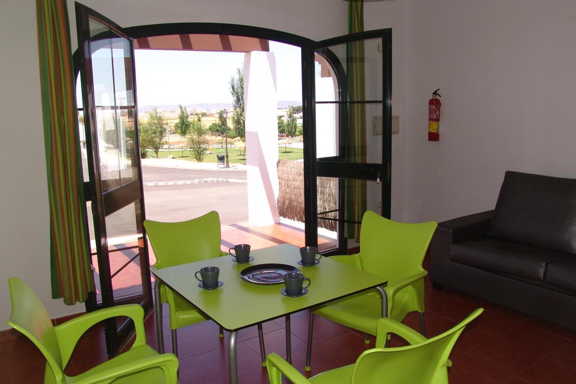 Camping La Sierrecilla Humilladero Exterior photo